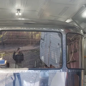 1947-53 Spartan Front Windows – Set of 3