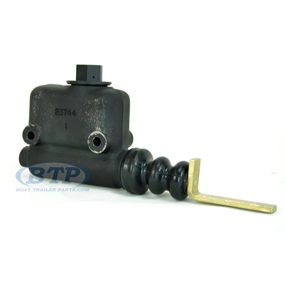 Dexter (formerly Titan) Model 10 or 20 Disc Brake Surge Coupler Master Cylinder