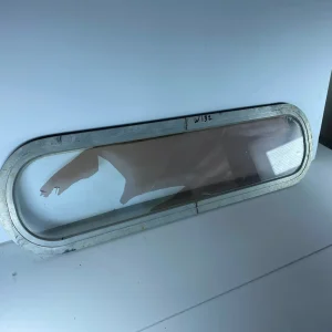 W132 Airstream Window – Flat 30-1/2″W x 8-1/2″H